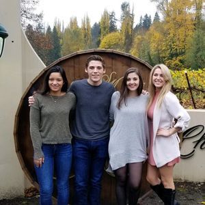 Meet your Posher, Dillon